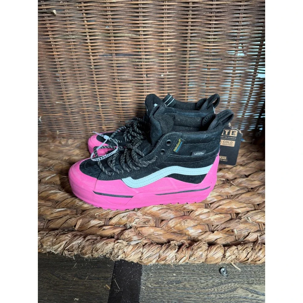 Vans Sk8-Hi MTE-1 Kids Cold Weather Boots Black‎ Pink Waterproof Suede Sneakers